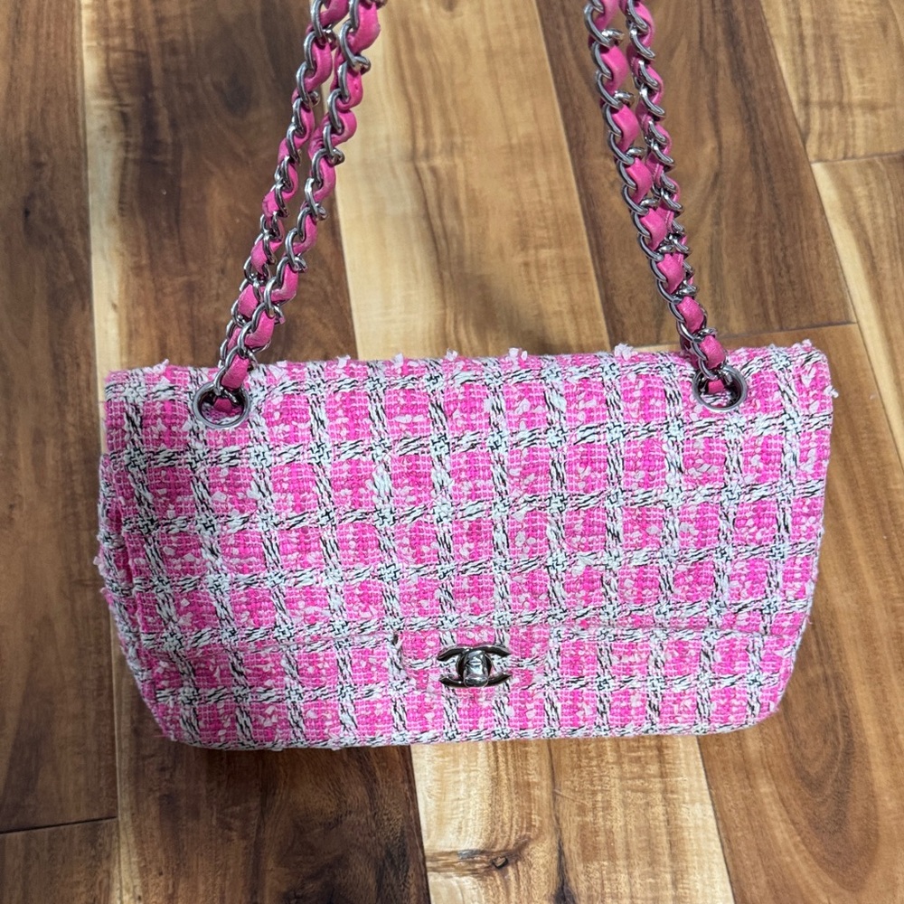 CHANEL Medium Classic Double Flap Tweed Bag - Picture 5 of 12